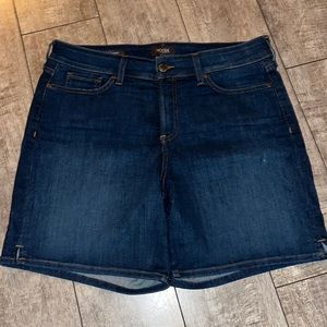 NYDJ short darker wash